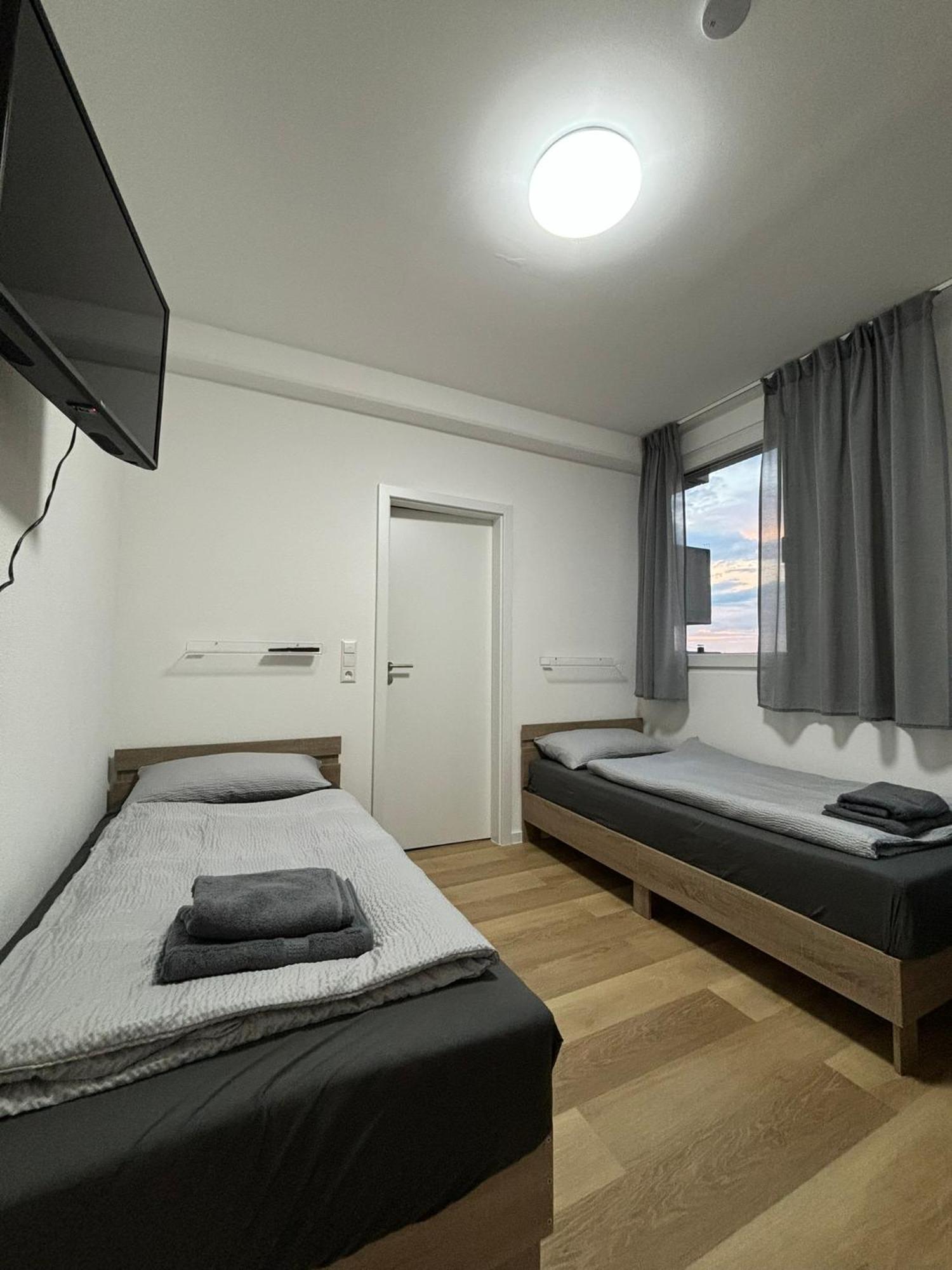 Ag Zimmervermietung Homestay *